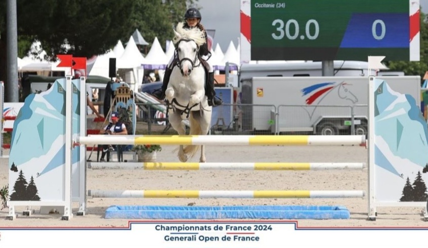 Ecuries De La Chantalette Centre Equestre A Marsillargues Departement De L Herault NEWequipe Poney